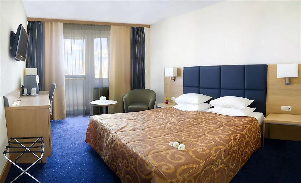 President Hotel Kiew 4*,